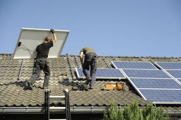 Why Businesses Are Switching to North Valley Solar Power